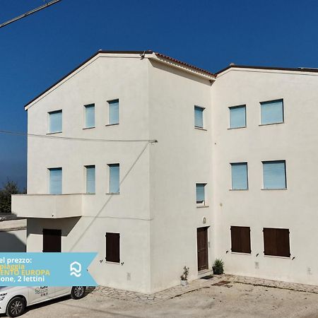 Rs321 - Marcelli, Trilocale Fronte Mare Con Spiaggia Inclusa Exterior photo